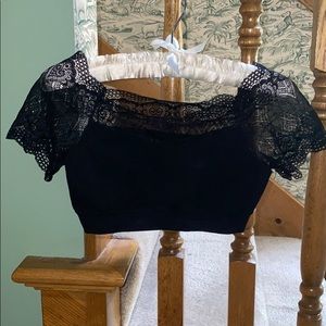 4 for $20👑 Lace Detail Crop Top Black Sz V…